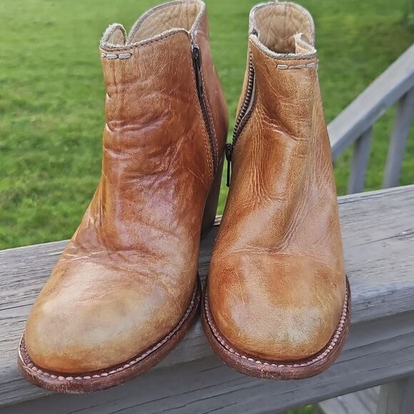Bed Stu Yell Tan Distressed Leather Ankle Boots Size 6 - Picture 2 of 8